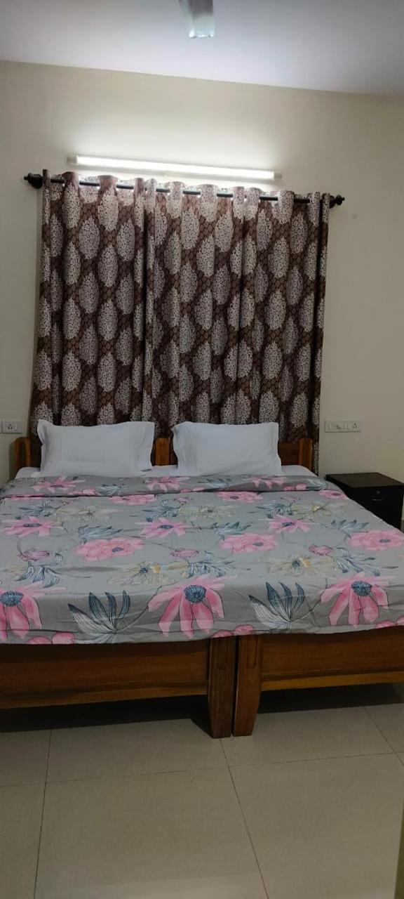 Brookside Service Apartment Bangalore Eksteriør billede